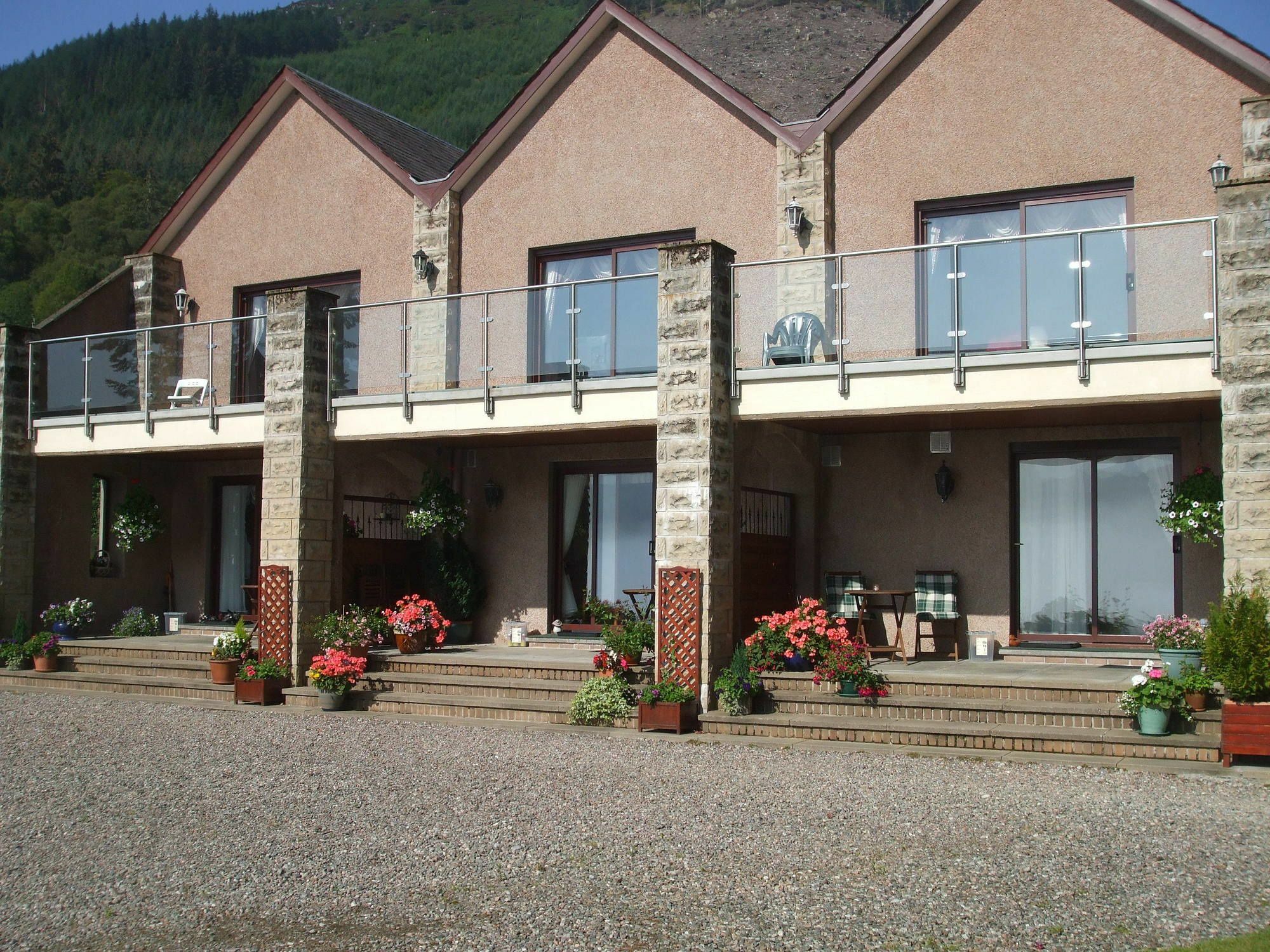 אינברמוריסטון Tigh Na Bruach B&B מראה חיצוני תמונה